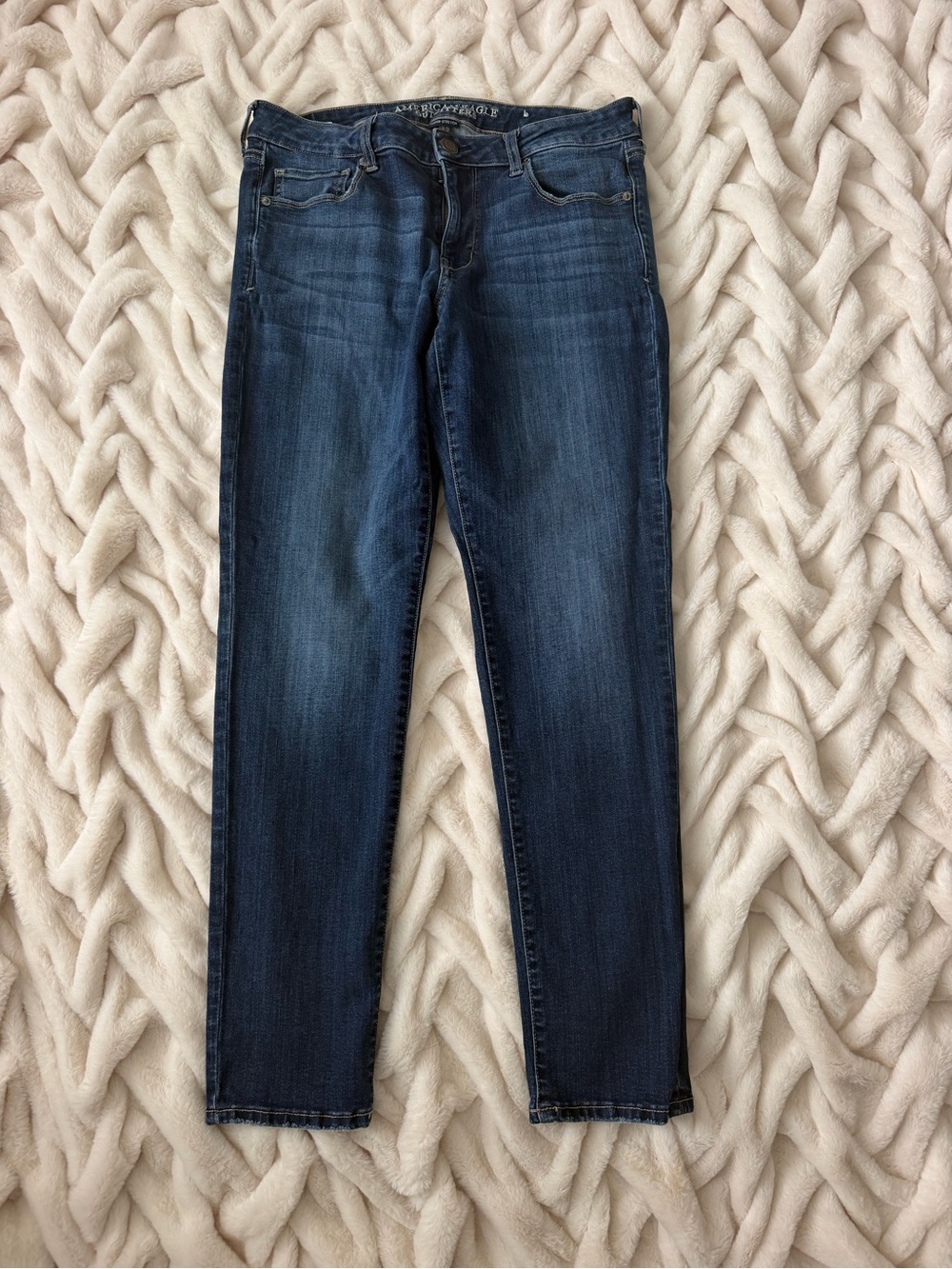American Eagle Outfitters Women's Skinny Jeans in Dark Blue Wash